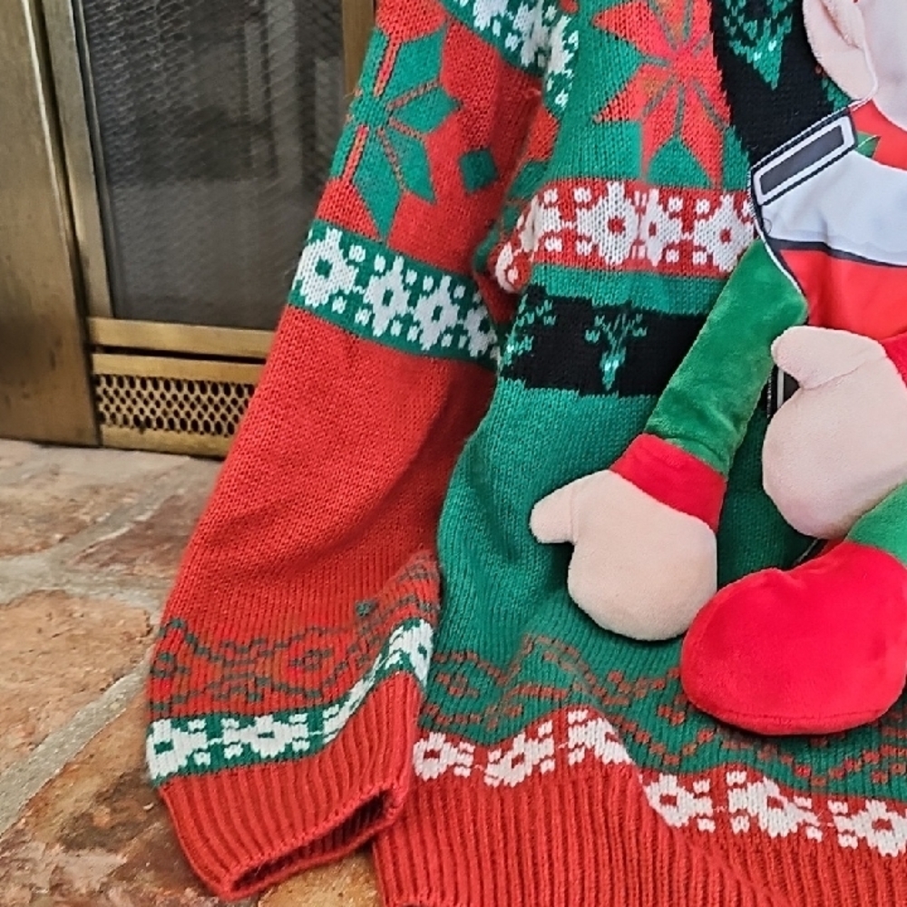 Holiday Elf Sweater in Green and Red - Picture 10 of 11